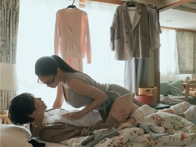 Mary Tachibana Comforts Heartbroken Neighbor After Girlfriend Cheats
