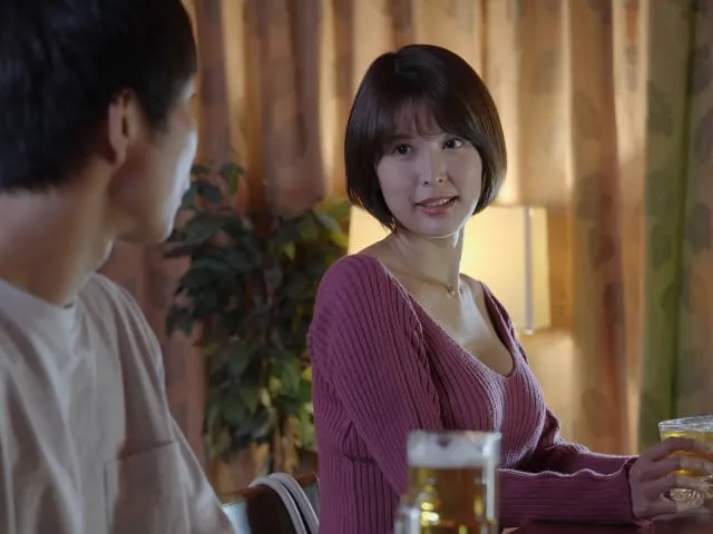 Cuộc gặp gỡ thần tượng Tsukasa Aoi tại quán bar và đưa nàng về nhà